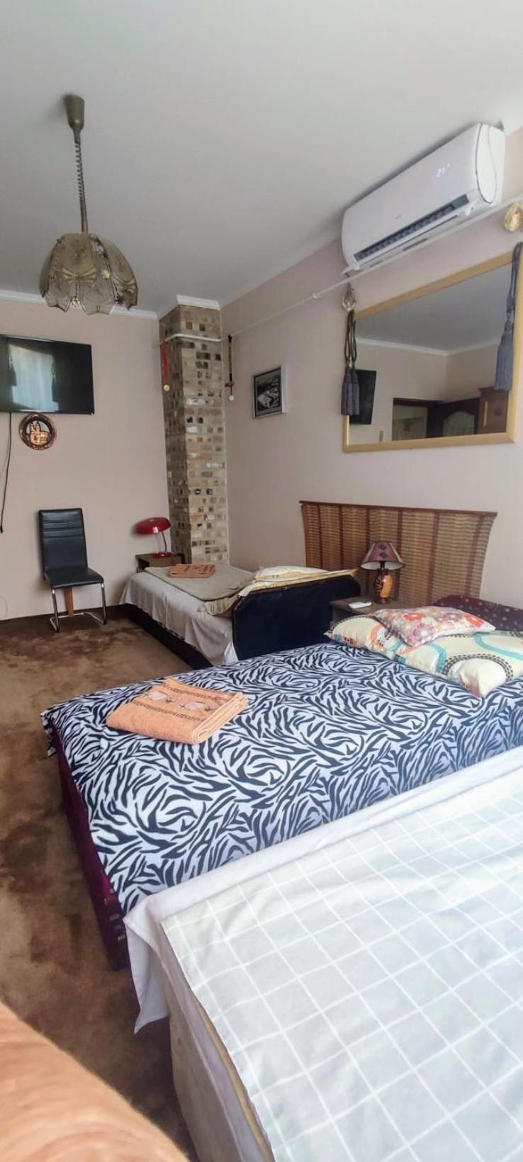 Bundik Vendégház Berettyóújfalu Exterior foto