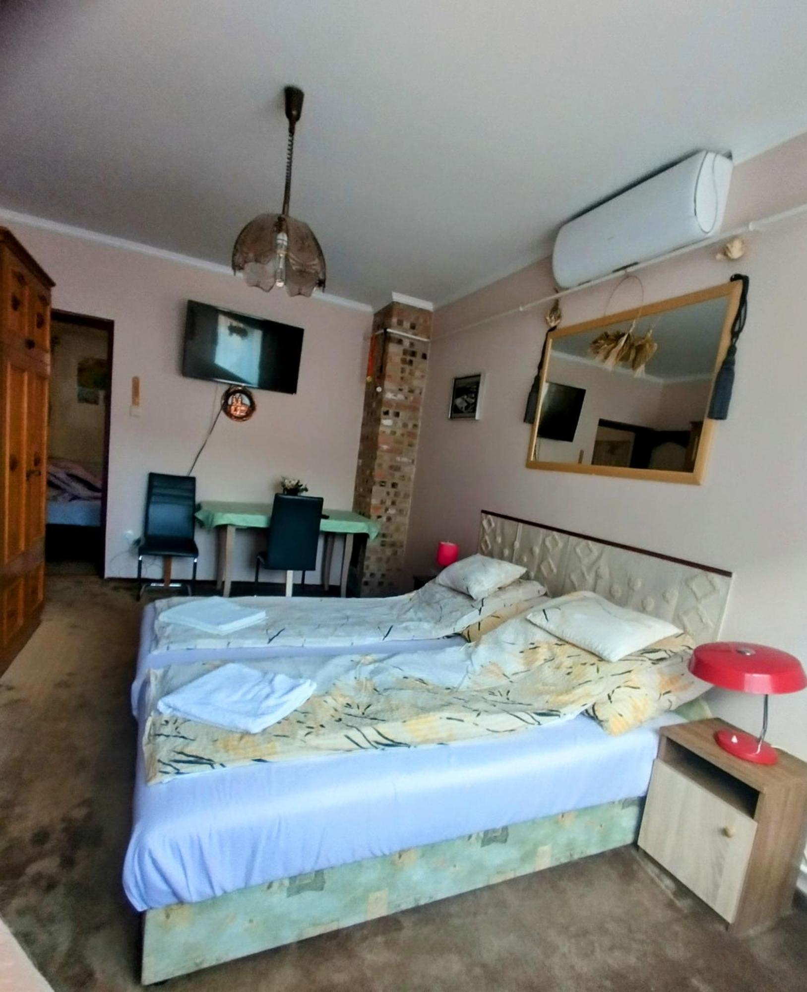 Bundik Vendégház Berettyóújfalu Exterior foto